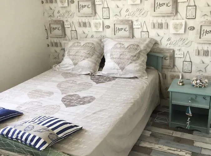 Holiday home Maison Proche Du Mont Saint Michel *